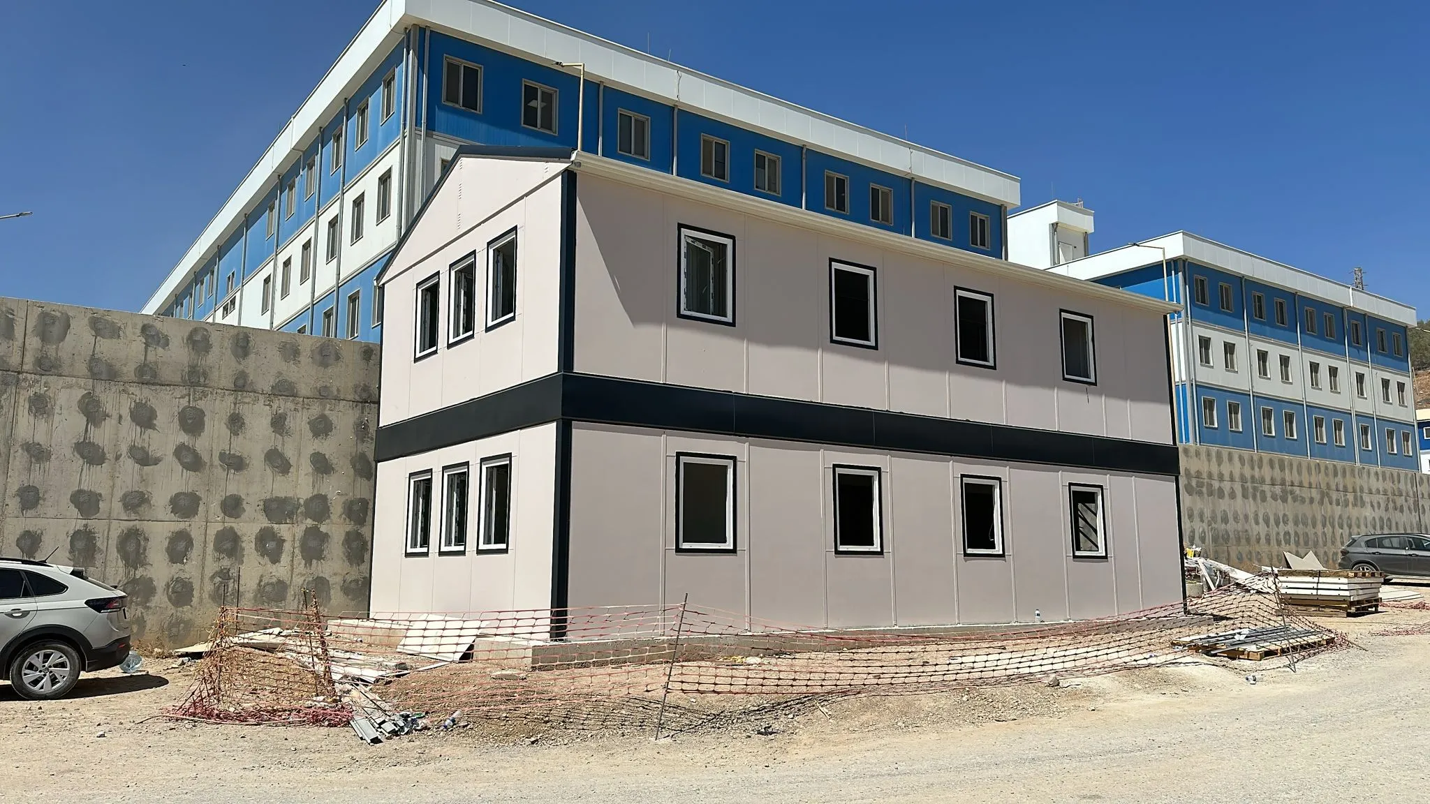 prefabrik idari okul binası